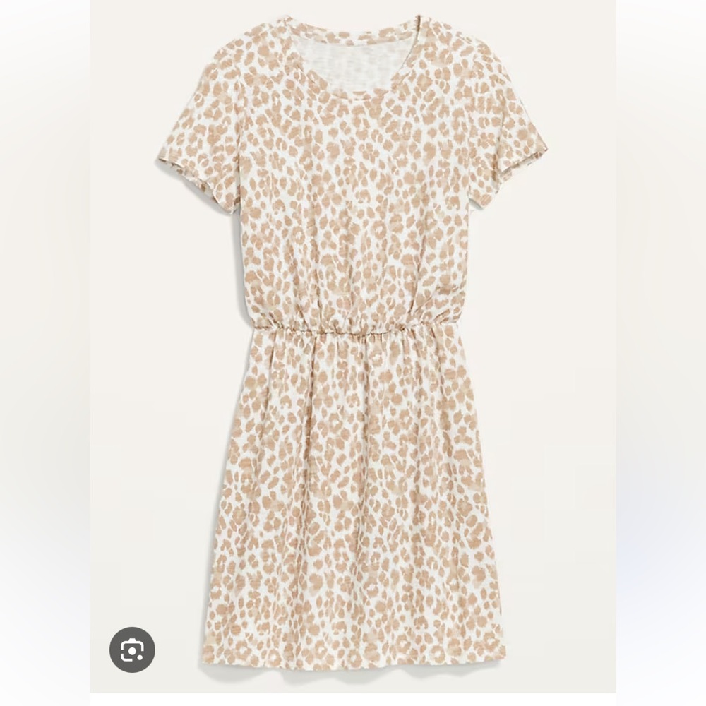 Womens old navy t-shirt dress.